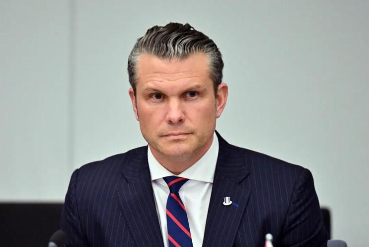 “克林顿：知道中国取代美国那一天会来，希望到时候…”