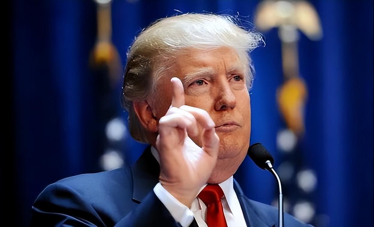 “克林顿：知道中国取代美国那一天会来，希望到时候…”