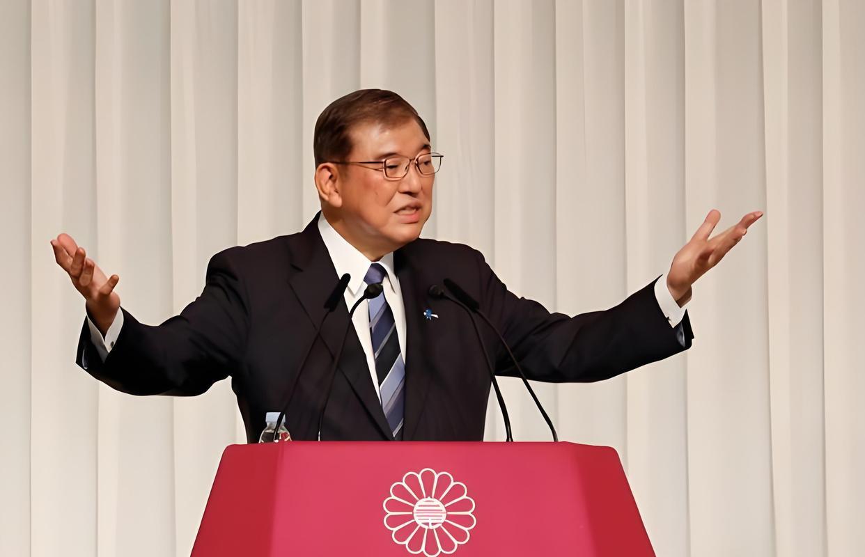 “克林顿：知道中国取代美国那一天会来，希望到时候…”