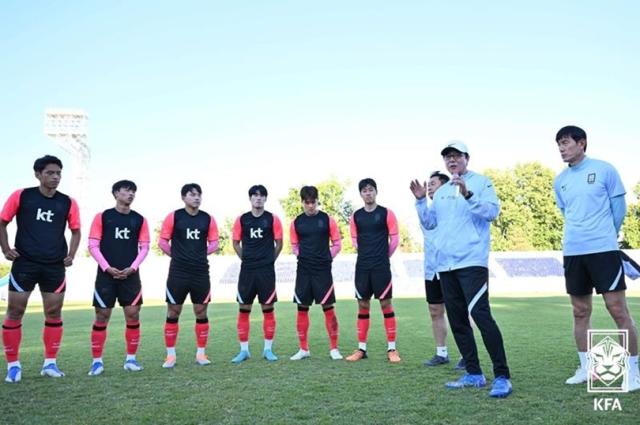 黄善洪国奥亚运一肩双挑 韩国队亚运会誓夺三连冠