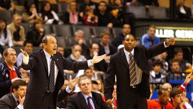 1630572052457034967.jpg 开云官方-【人物】篮网是范德普尔进化为主帅的最后一块跳板?